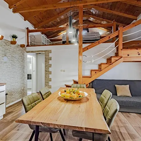 In With Sauna Hébergement de vacances Postup