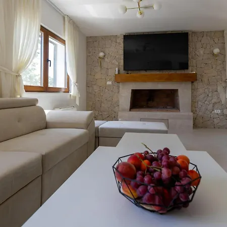 Holiday home In With Sauna Slivno Ravno